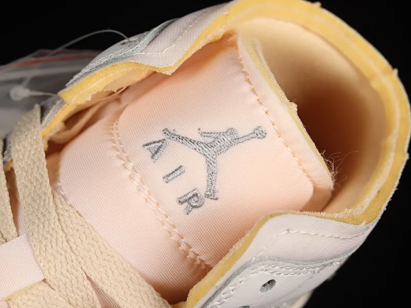 All categories Air Jordan Jordan series basketball shoes Air Jordan 1 Mid Air Jordan 1 Mid "White And Phantom" AJ1 Joe 1 seam deconstruction DM9652-100